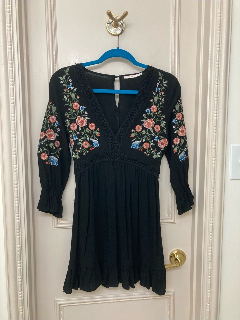 miami Black Floral Embroidered V-Neck Mini Dress